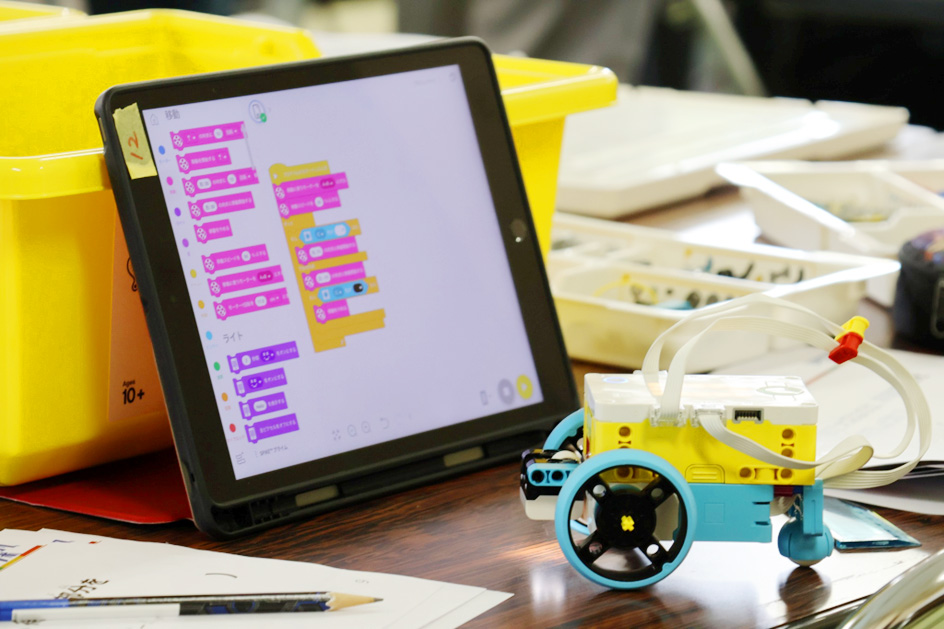 地域貢献イベント「プログラミング・ラボ」西条市の様子